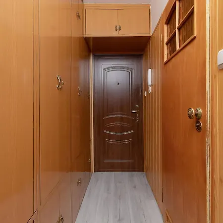 Appartement Atmospheric 3city In With Two Bedrooms And Balcony By Renters *