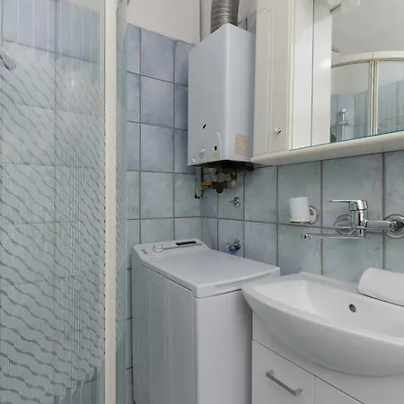 Atmospheric 3city In With Two Bedrooms And Balcony By Renters *